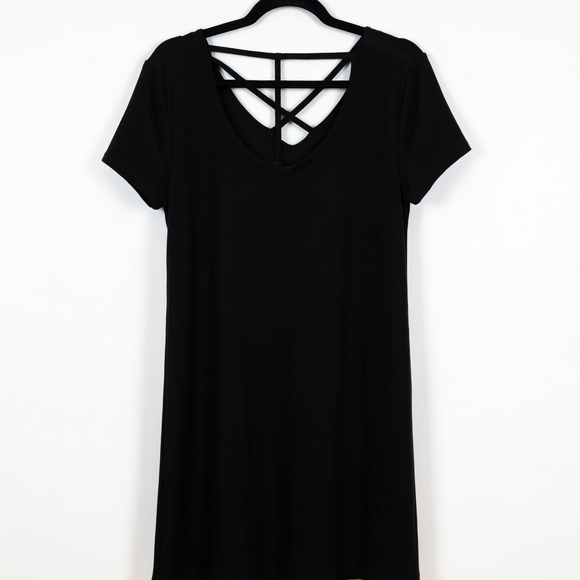 Pink Rose Dresses & Skirts - Pink Rose Black Crisscross Back Mini Dress